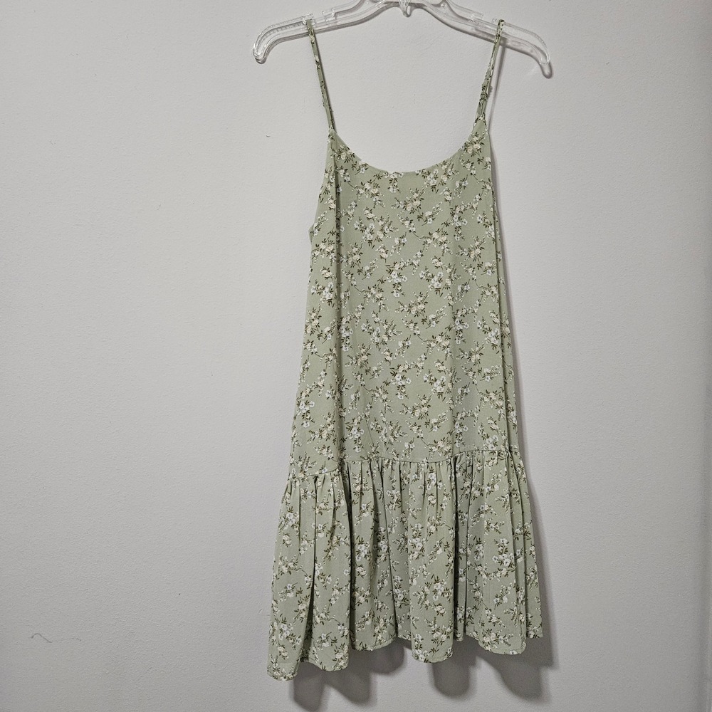 Wishlist Apparel Sage Green Floral Spaghetti Strap Ruffle Hem Mini Dress Small